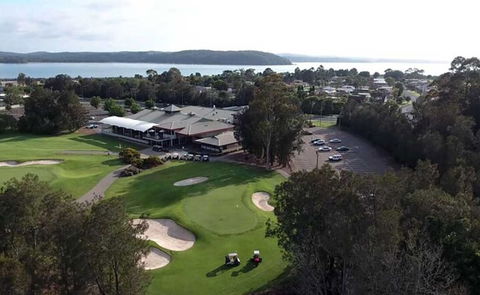 Batemans Bay Hotel - Tourism Caloundra 1