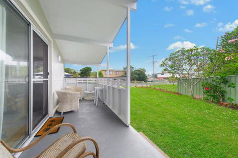Frangipani Cottage - Tourism Caloundra 1