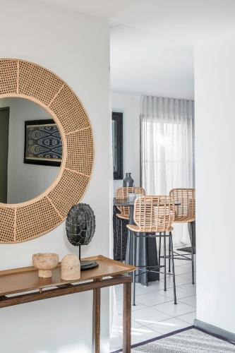 The Seaview Designer Beachfront House - Tourism Caloundra 6