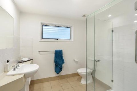 Summer Breeze - Tourism Caloundra 5