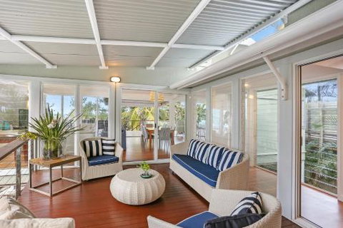 Summer Breeze - Tourism Caloundra 3