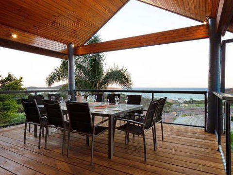 Venabu On Garuwa 20 Garuwa Street Spectacular House With Fabulous Views - Tourism Caloundra 4