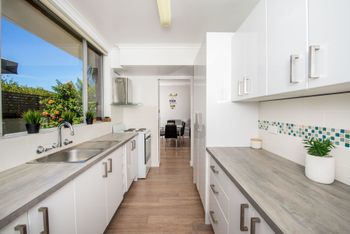 The Pines 8 Shoal Bay - Tourism Caloundra 6