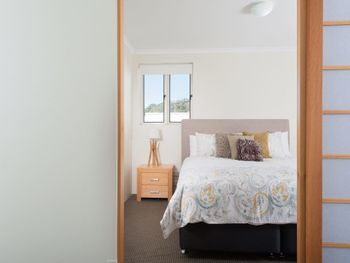 Shoal Bay Road Barrington Unit 406 - Tourism Caloundra 5