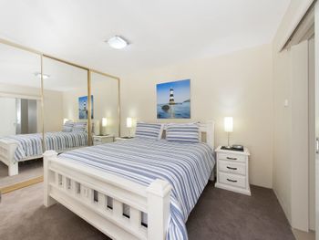 Bel Mare Unit 1 / 1 Shoal Bay Road - Tourism Caloundra 5