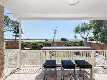 Bel Mare Unit 1 / 1 Shoal Bay Road - Tourism Caloundra 6