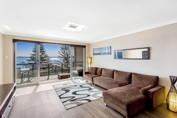 Ronald Avenue Sundeck Unit 08 51 - Tourism Caloundra 1