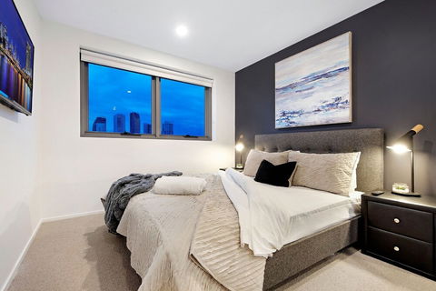 NEO Apartments Holidays Gold Coast - Tourism Caloundra 6