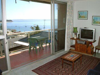 Blue Waters Unit 8 Shoal Bay - Tourism Caloundra 4