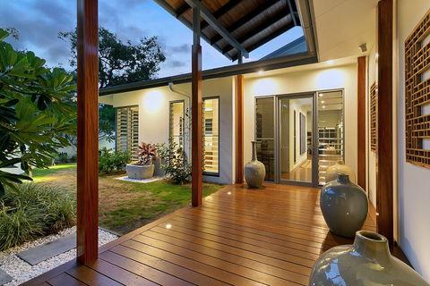 Veldree Palm Cove Rainforest Privacy - Tourism Caloundra 5