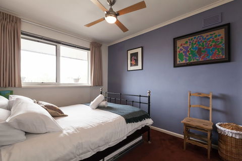 ELEANOR, 1BDR Fitzroy North Apartment - Tourism Caloundra 5