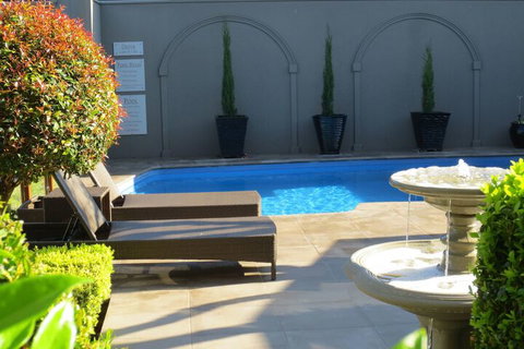 Gallery Apartments - Tourism Caloundra 1