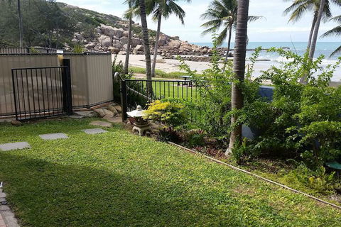 Rose Bay Resort - Tourism Caloundra 1