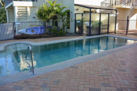 Rose Bay Resort - Tourism Caloundra 3