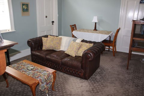 Westbury Gingerbread Cottages - Tourism Caloundra 4