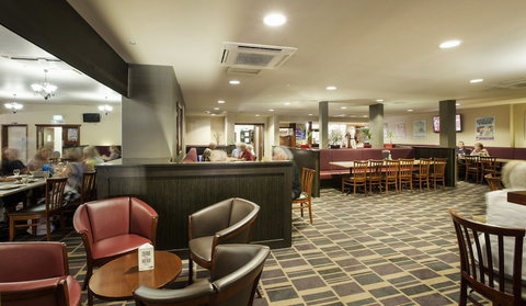 Boomerang Hotel - Tourism Caloundra 3