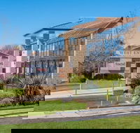 West End Motor Lodge - Tourism Caloundra