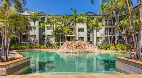 Currumbin Sands Holiday Apartments - Tourism Caloundra 3