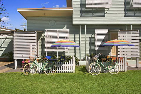 La Costa Motel - Tourism Caloundra 1