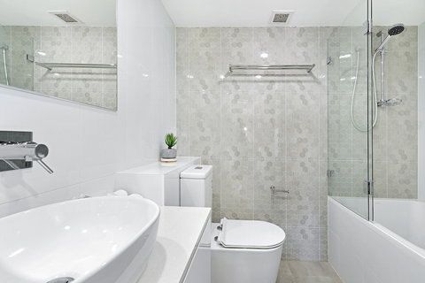 Victoria Square Private Apartments - Tourism Caloundra 2