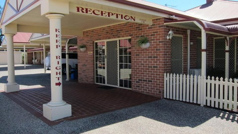 Dalby Mid Town Motor Inn - Tourism Caloundra 0