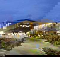 The Coast Motel - Tourism Caloundra