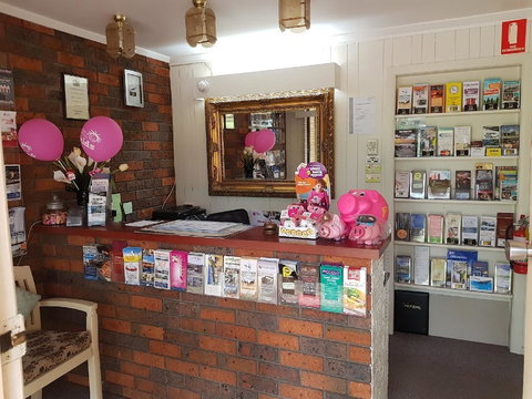 Mahogany Motel - Tourism Caloundra 4