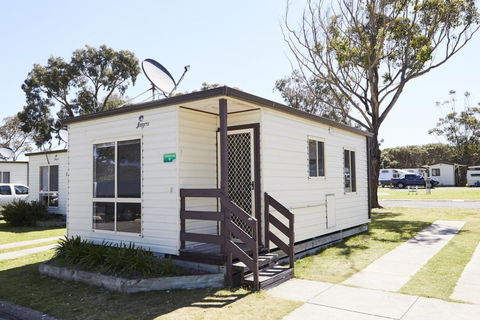 NRMA Victor Harbor Beachfront Holiday Park - Tourism Caloundra 6