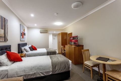 Eastgate On The Range Motel - Tourism Caloundra 5