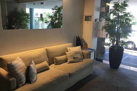 Manly Surfside Holiday Apartments - Tourism Caloundra 2