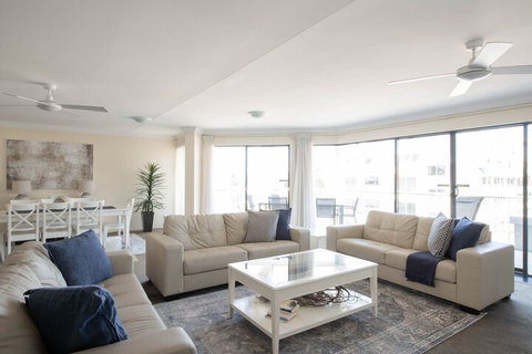 Manly Surfside Holiday Apartments - Tourism Caloundra 5