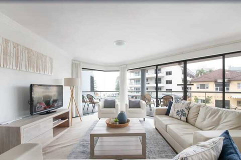 Manly Surfside Holiday Apartments - Tourism Caloundra 6