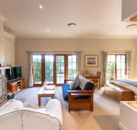 Strathearn Park Lodge - Tourism Caloundra