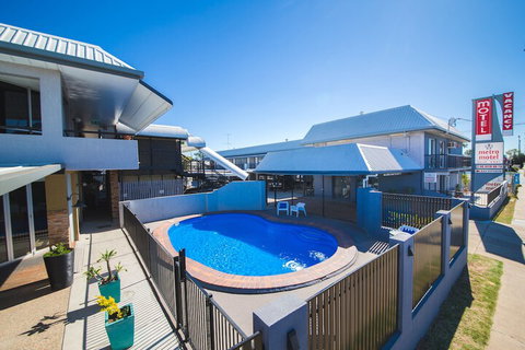 Metro Motel Rockhampton - Tourism Caloundra 2