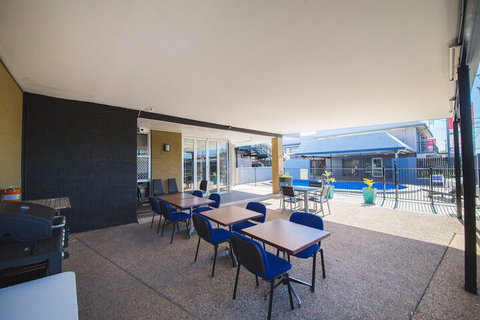 Metro Motel Rockhampton - Tourism Caloundra 1