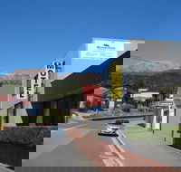 Queenstown Motor Lodge - Tourism Caloundra