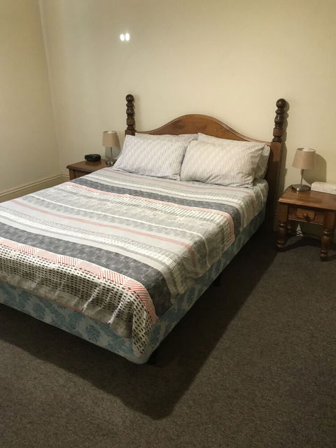 Travelway Motel - Tourism Caloundra 1