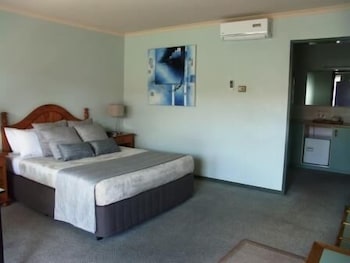 Melaleuca Motel - Tourism Caloundra 6