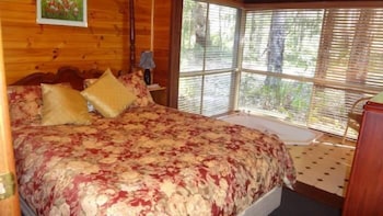 Beedelup House Cottages - Tourism Caloundra 2