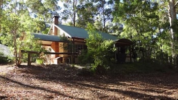 Beedelup House Cottages - Tourism Caloundra 0