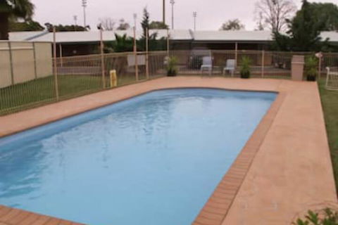Parkview Motor Inn Parkes - Tourism Caloundra 0