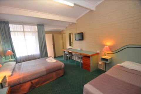 Parkview Motor Inn Parkes - Tourism Caloundra 7