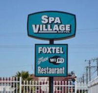 Spa Village Travel Inn - Tourism Caloundra