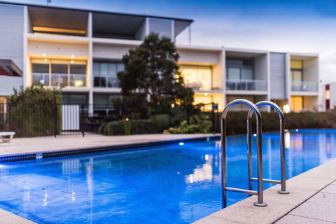 Coast Resort Merimbula - Tourism Caloundra 0