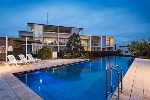 Coast Resort Merimbula - Tourism Caloundra 5