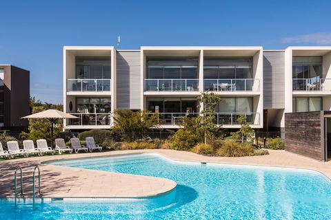 Coast Resort Merimbula - Tourism Caloundra 2
