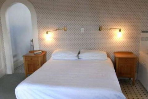 Windmill Hill Lodge - Tourism Caloundra 3