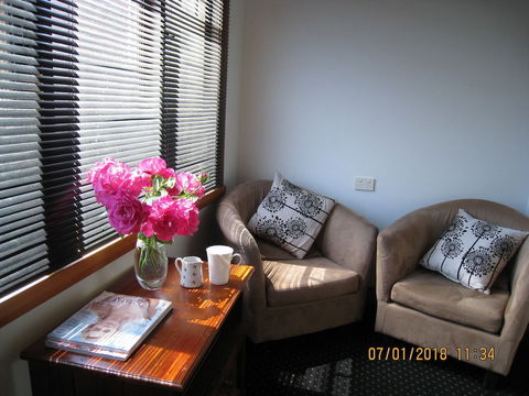Hi George Bed & Breakfast - Tourism Caloundra 4