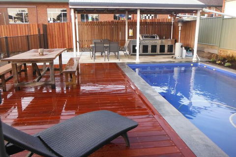 King Street Boutique Motel - Tourism Caloundra 2