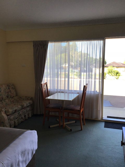 Bayview Motel - Tourism Caloundra 6